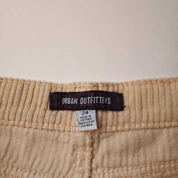 Urban Outfitters Woman's Wide Leg Baggy Cargo Corduroy Pants Size 24/0 Yellow - Picture 5 of 9
